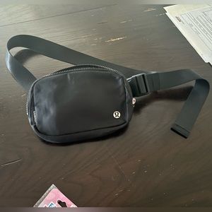 Lululemon belt bag